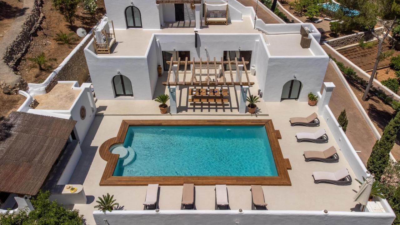 Oasis Villas Complex Cala Llonga  Exterior foto