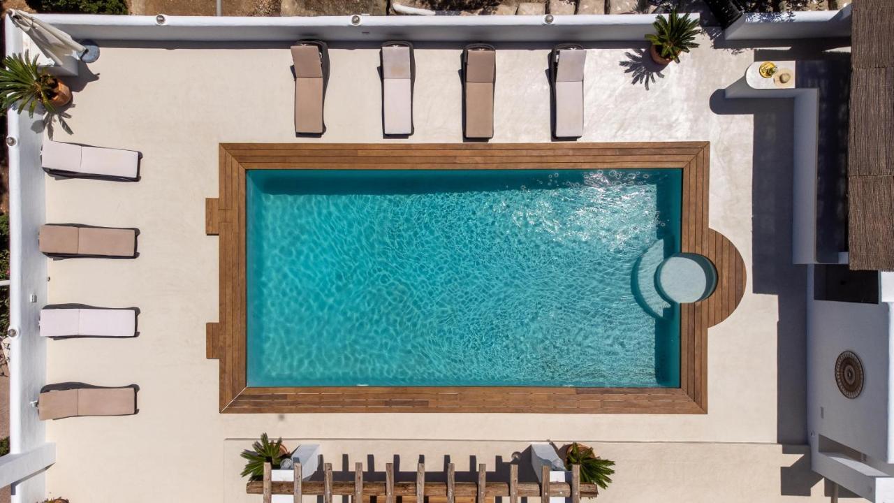 Oasis Villas Complex Cala Llonga  Exterior foto